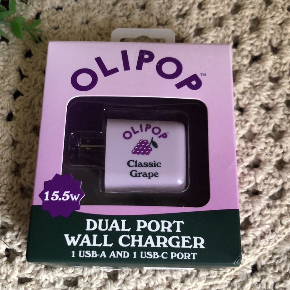 OLIPOP Classic Grape Dual Port Wall Charger - Purple